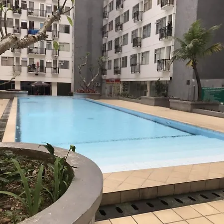 Well Appointed & Stylish 2Br At Jarrdin Cihampelas Apartment By Travelio